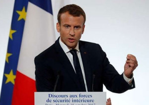 ـ الرئيس الفرنسي ماكرون... دعا إلى قمة باريس ردا على انسحاب ترامب من اتفاقية باريس 2015